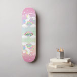 Rainbow Unicorns Skateboard<br><div class="desc">Unicorn Skateboard is voorzien van een roze achtergrond en kleurrijke regenbogen en eenhoorns die u kunt personaliseren. ✔ OPMERKING: ALLEEN DE NOODZAKELIJKE SJABLOON WIJZIGEN! 😀 Indien nodig, kunt u de tekst verwijderen en beginnen vers toevoegend welke tekst en doopvont u houdt van. 📌 Als u meer aanpassing nodig hebt, klikt...</div>