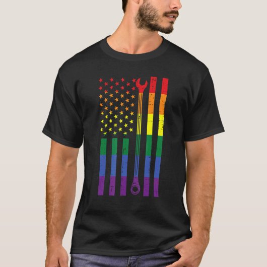 Rainbow US Amerikaanse vlag moersleutel gay lgbtq  T-shirt (Voorkant)