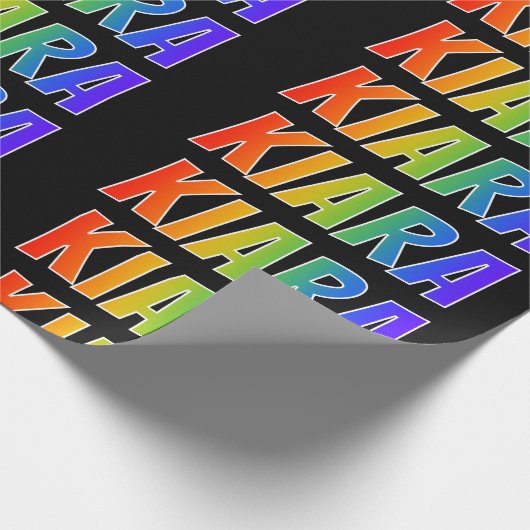Rainbow Voornaam "KIARA"; vun en kleurrijk Cadeaupapier (Hoek)