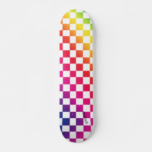 Rainbow & White Checkers & Name of Text Persoonlijk Skateboard