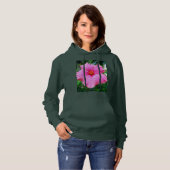Raindrop Petals: Roze Hibiscus in een zachte douch Hoodie (Voorkant volledig)