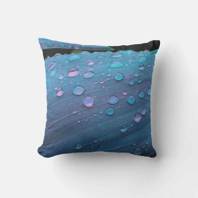 Raindrops Closeup, Spacey Blues Buitenkussen (Voorkant)
