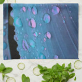 Raindrops Closeup, Spacey Blues Theedoek (Gevouwen)
