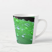Raindrops Closeup, Spacey Green Latte Mok (Rechts)