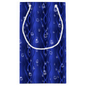Raindrops op blauw metaal klein cadeauzakje (Achterkant)