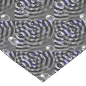 Raindrops op blauwe grijze metalen medium tafelloper (Hoek)