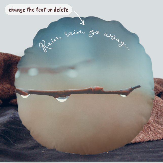 Raindrops op een boomtak rond kussen (Creator heeft geüpload)