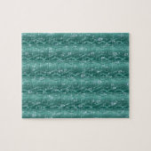 Raindrops op groen metaal legpuzzel (Horizontaal)