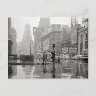 Rainy Day in Times Square, 1943 Briefkaart