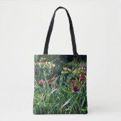 Rainy Day Reblooming Daylily Gardens Tote Bag (Voorkant)