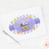 Rainy Sky Gray Chevron en Paarse Baby Ovale Sticker (Envelop)