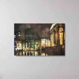 Rainy Trafalgar Square Canvas Afdruk