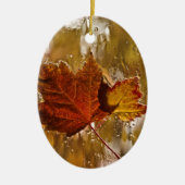 Rainy Window Maple Leaves Keramisch Ornament (Voorkant)