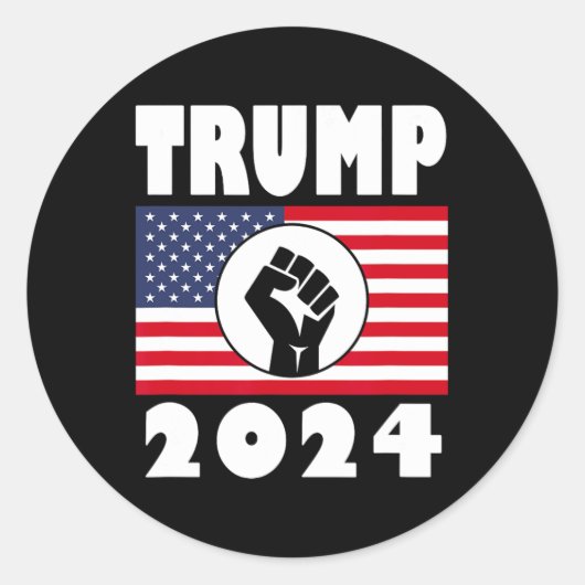 Raised Fist Trump 2024 Amerikaanse vlag Patriot Ronde Sticker (Voorkant)