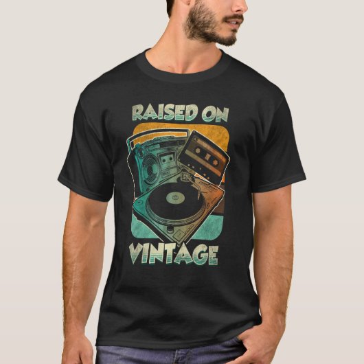 Raised On Vintage Trap Music Rap T-shirt (Voorkant)