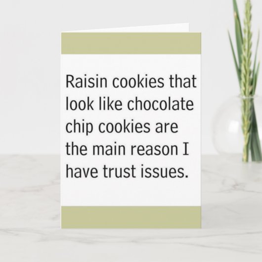 RAISIN COOKIES DIE ZOEKEN ALS CHOCOLATE CHIPS ZIJN KAART (Voorkant)