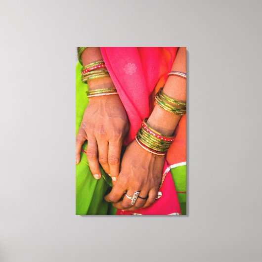 Rajasthan Sluiten van vrouwenhanden Canvas Afdruk (Voorkant)