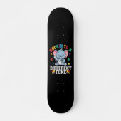 Rakken naar een ander Tune Cute Elephant Autism Persoonlijk Skateboard (Voorkant)