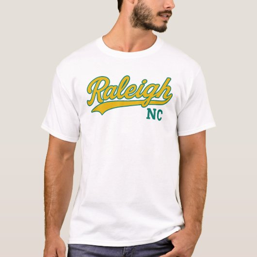 Raleigh NC Script Swoosh Design – Retro City Pride T-shirt (Voorkant)