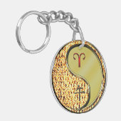 Ram en metalen paard sleutelhanger (Voorkant Links)