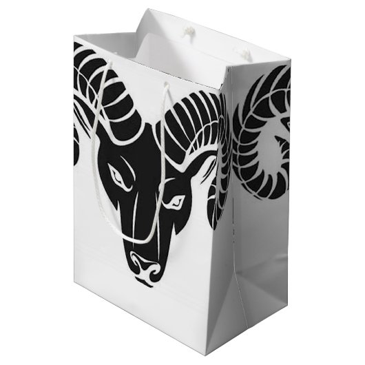 Ram Head Medium Cadeauzakje (Voorkant Gekanteld)