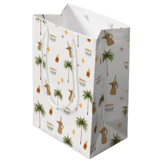 Ramadan Coffee & Dates Seamless Pattern Medium Cadeauzakje (Achterkant Gekanteld)