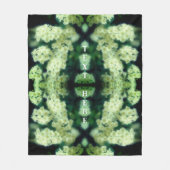 Rambling Wild White Roses Abstract gepersonaliseer Fleece Deken (Voorkant)