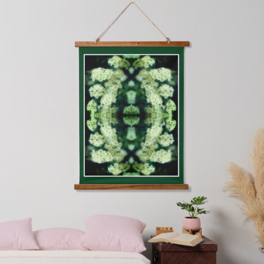 Rambling Wild White Roses Abstract Hangend Wandkleed (Slaapkamer)