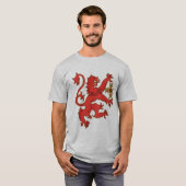 Rampant Lion met Celtic Cross T-Shirt (Voorkant volledig)