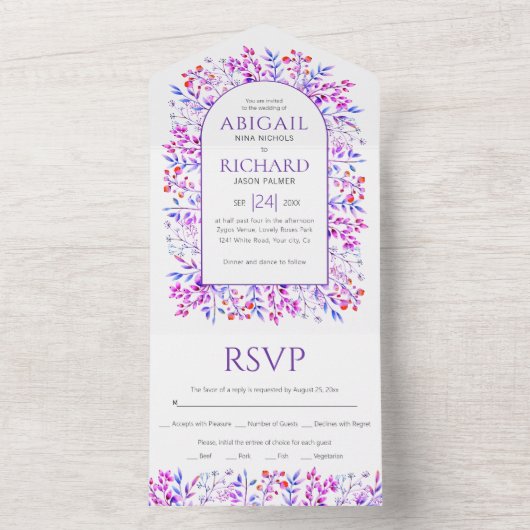 Rand van bladeren en bessen paarse bruiloft all in one uitnodiging (Binnen)