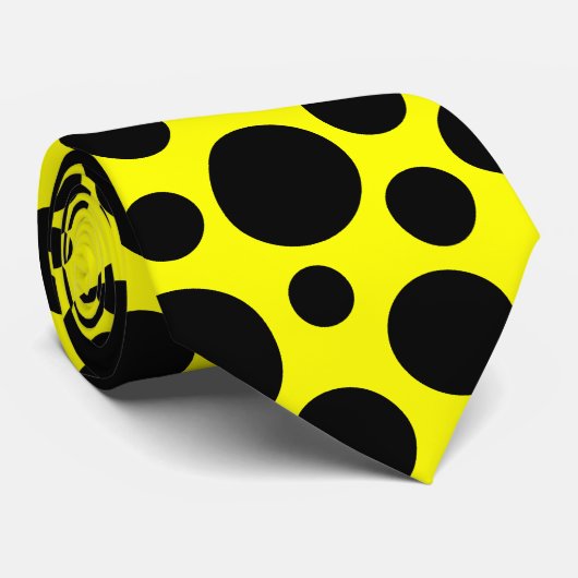 Random Black Polka Dot Pattern op Yellow Stropdas (Opgerold)