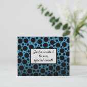 Random Polka Dots Peacock Blue Briefkaart Invitati (Staand voorkant)
