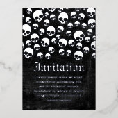 Random Skull Pattern Silver Foil Invitation Kaart (Voorkant)