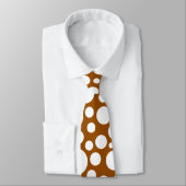 Random White Polka Dot Pattern op bruin Stropdas (Gebonden)