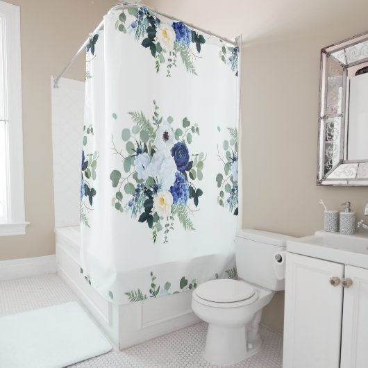 Ranunculus Anemone Hydrangea Roos Witte achtergron Douchegordijn (In situ)