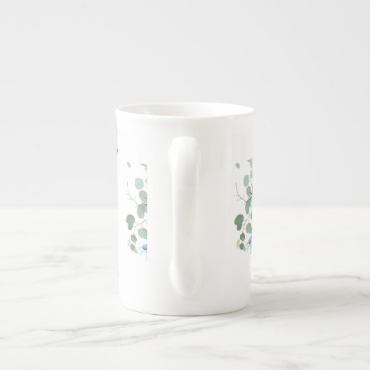 Ranunculus Anemone Hydrangea Roos Witte achtergron Porselein Kop (Achterkant)