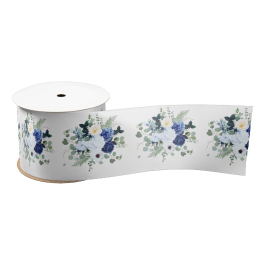 Ranunculus Anemone Hydrangea Roos Witte achtergron Satijnen Lint (Spoel)