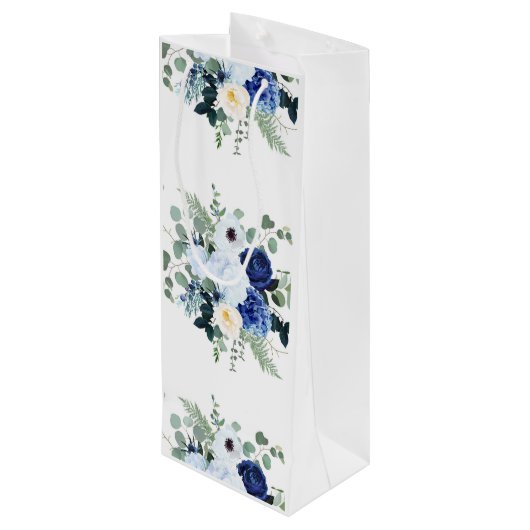 Ranunculus Anemone Hydrangea Roos Witte achtergron Wijn Cadeautas (Achterkant Gekanteld)