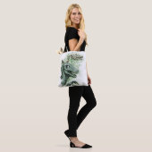 Raptor in het groen tote bag (Op model)