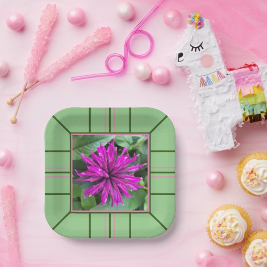 "Raspberry bee Balm" Square Wedding Papieren Bordje (Feest)