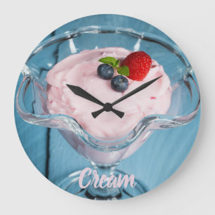 Raspberry Cream Dessert met munt- en fruitcadeau Grote Klok