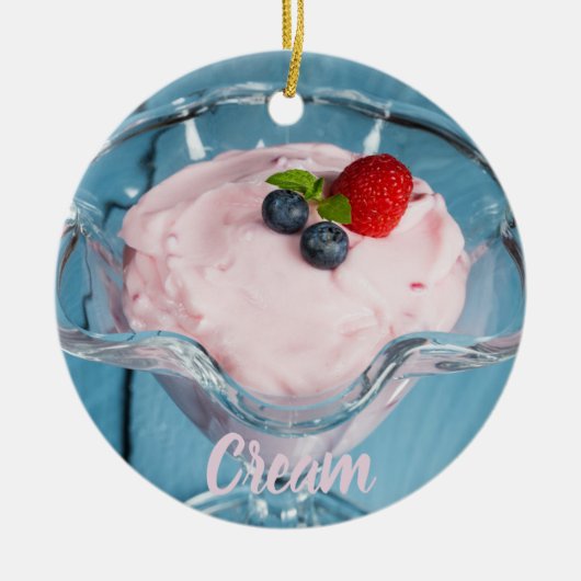 Raspberry Cream Dessert met munt- en fruitcadeau Keramisch Ornament (Voorkant)