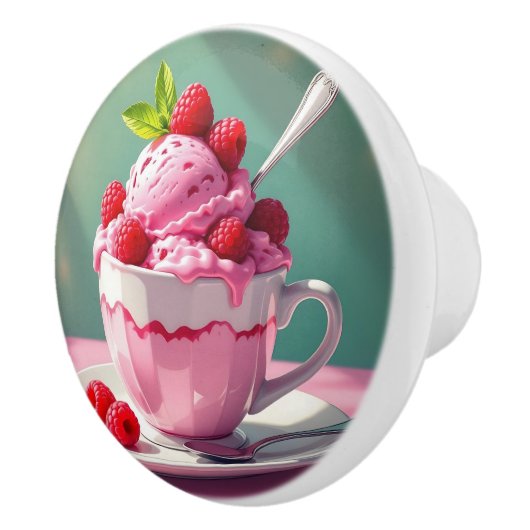 Raspberry Ice Cream in a Pink Coffee Cup Keramische Knop (Rechts)