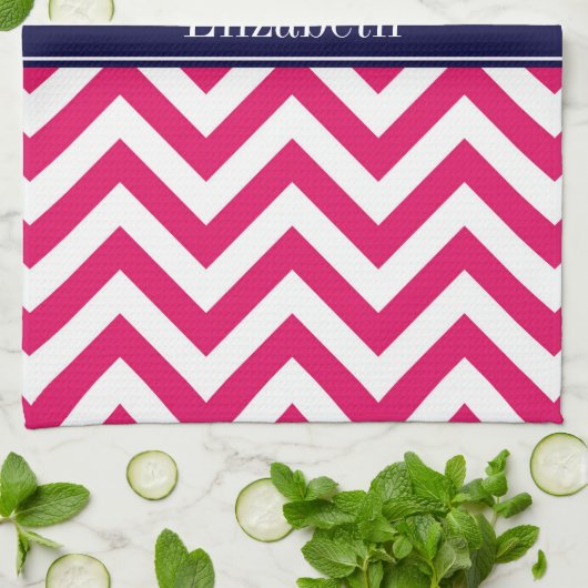 Raspberry Lg Chevron Navy Blue Name Monogram Theedoek (Gevouwen)