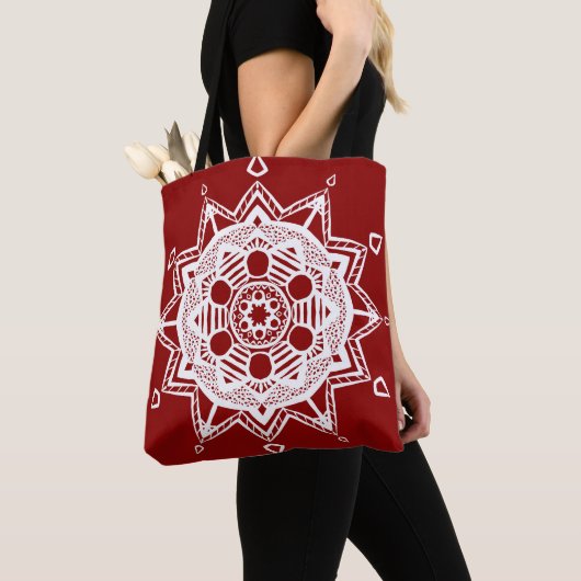 Raspberry Mandala Tote Bag (Dichtbij)