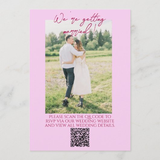 Raspberry Pink QR Code Drawn Floral Photo Wedding Kaart (Achterkant)