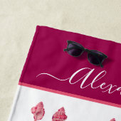 Raspberry Pink Seashell Shell Tropisch preppy roze Strandlaken (In situ)