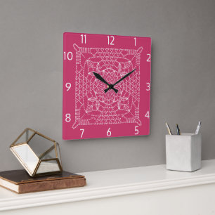 Raspberry roze crochet Chart Square Wall klok