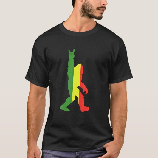 Rasta Bigfoot Rock and Roll voor Sasquatch Believe T-shirt (Voorkant)