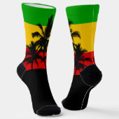 Rasta Flag Striped Tropical Palm Trees Sokken (Gebogen)